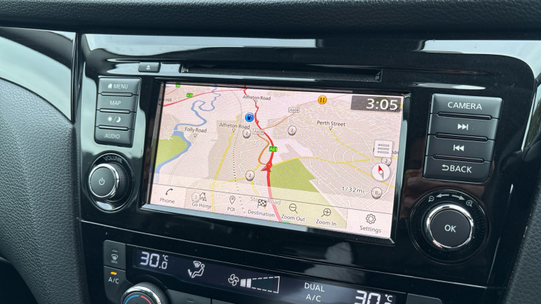 Nissan Qashqai 1.3 DiG-T Acenta Premium 5dr Petrol Hatchback